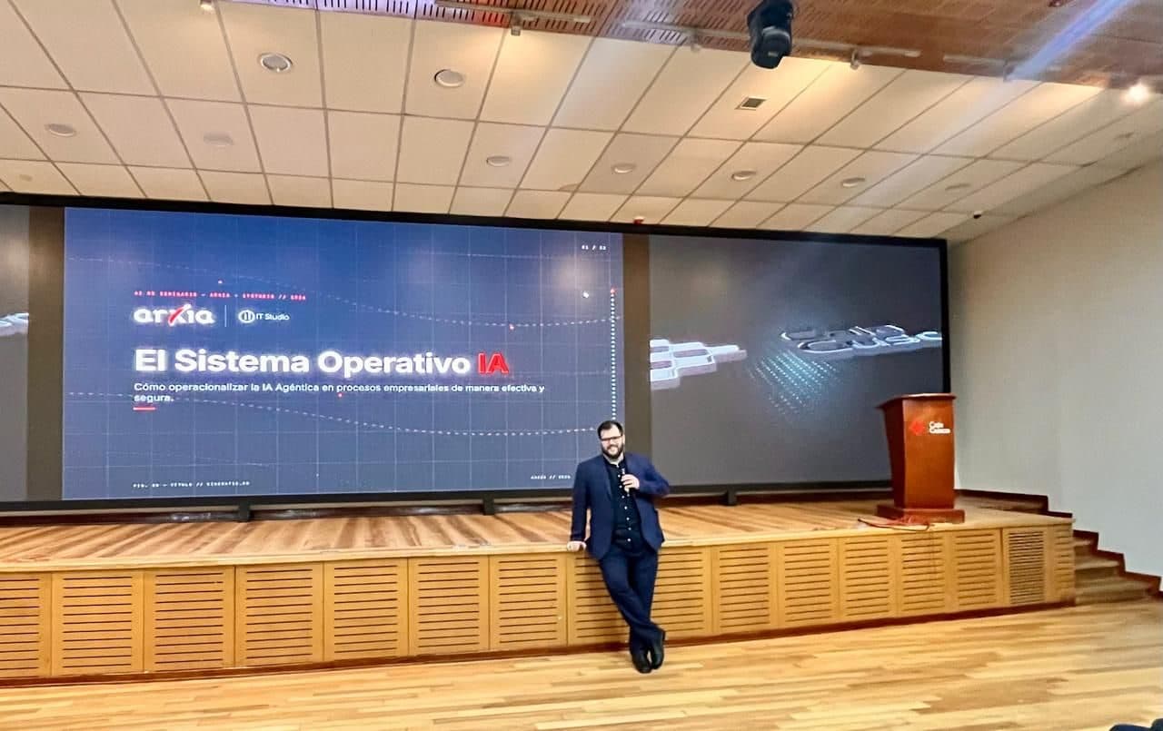 Carlos Parker during the AI Ignite Workshop in Cusco